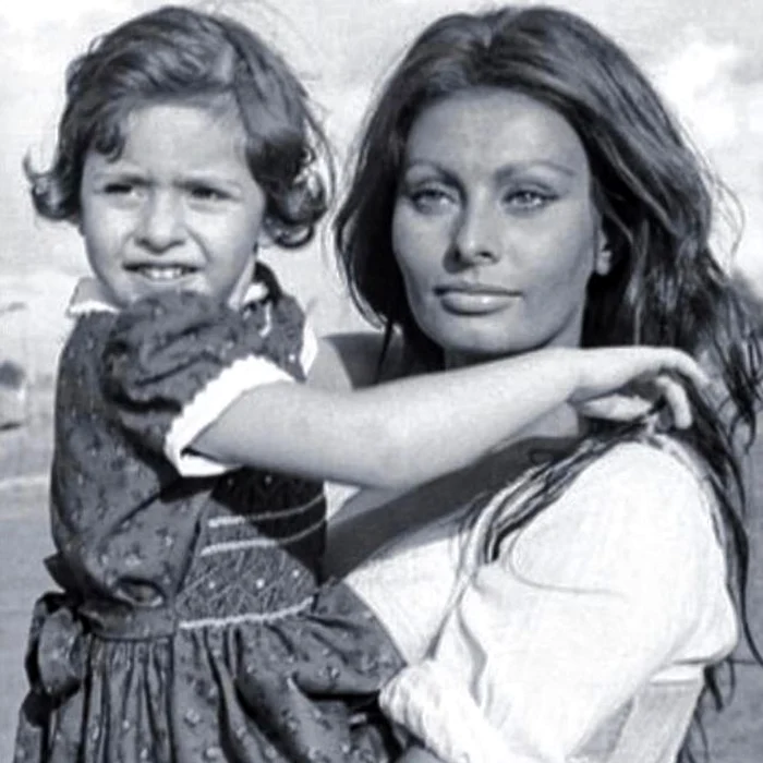 37 alessandra mussolini si matusa ei sophia loren 10 jpg jpeg