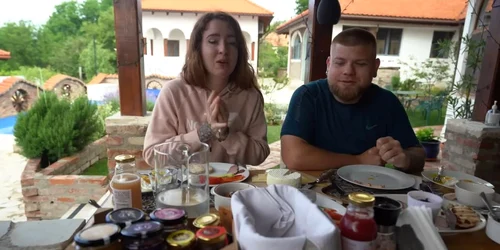 turisti englezi romania youtube jpg