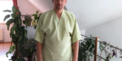 Bistriţa : Simion Pop, profesionistul în terapii alternative