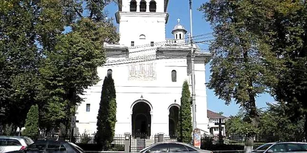 Enescu a cântat pentru „Sfinţii Trei Ierarhi”