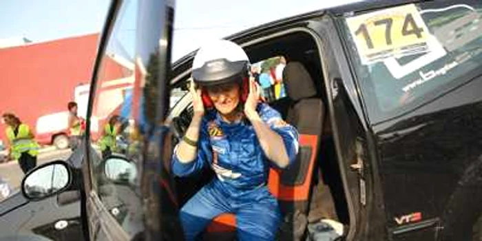 Timişoara: PORTRET / Viorica Stanoiev conduce în  lumea bărbaţilor