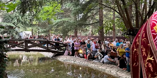 Biserica Sfanta Maria1 jpg