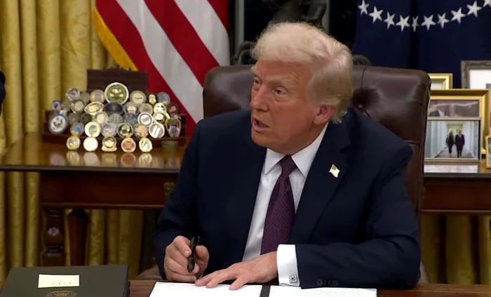 Donald Trump a semnat mai multe ordine executive FOTO: Adevărul (arhivă)