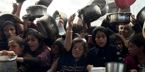 gaza copii foame jpg