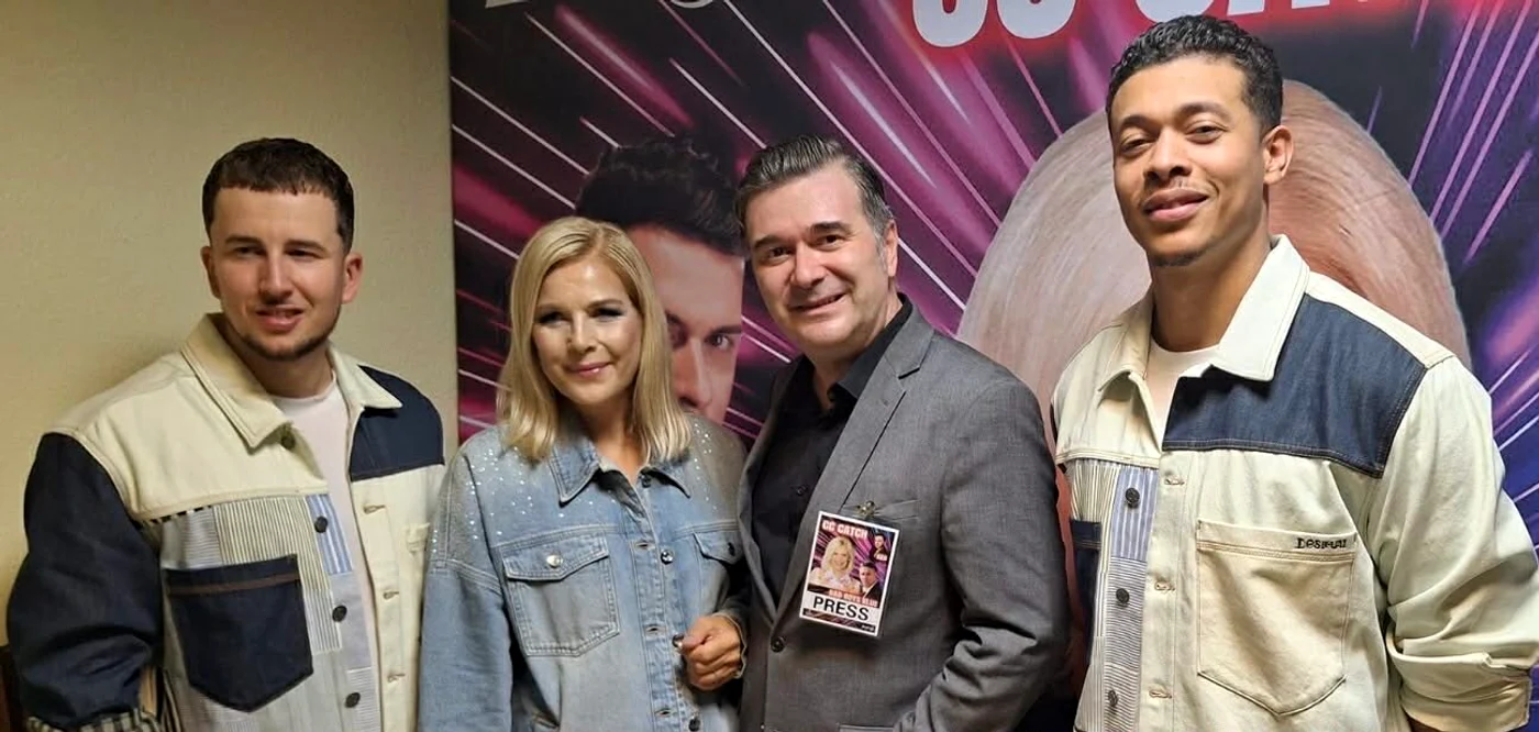 Îndragita artistă CC Catch, alături de fan-ul ei înfocat, Traian Bădulescu foto: Facebook