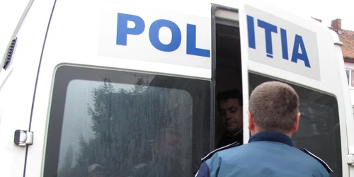 Poliţistii au făcut cercetări la faţa locului