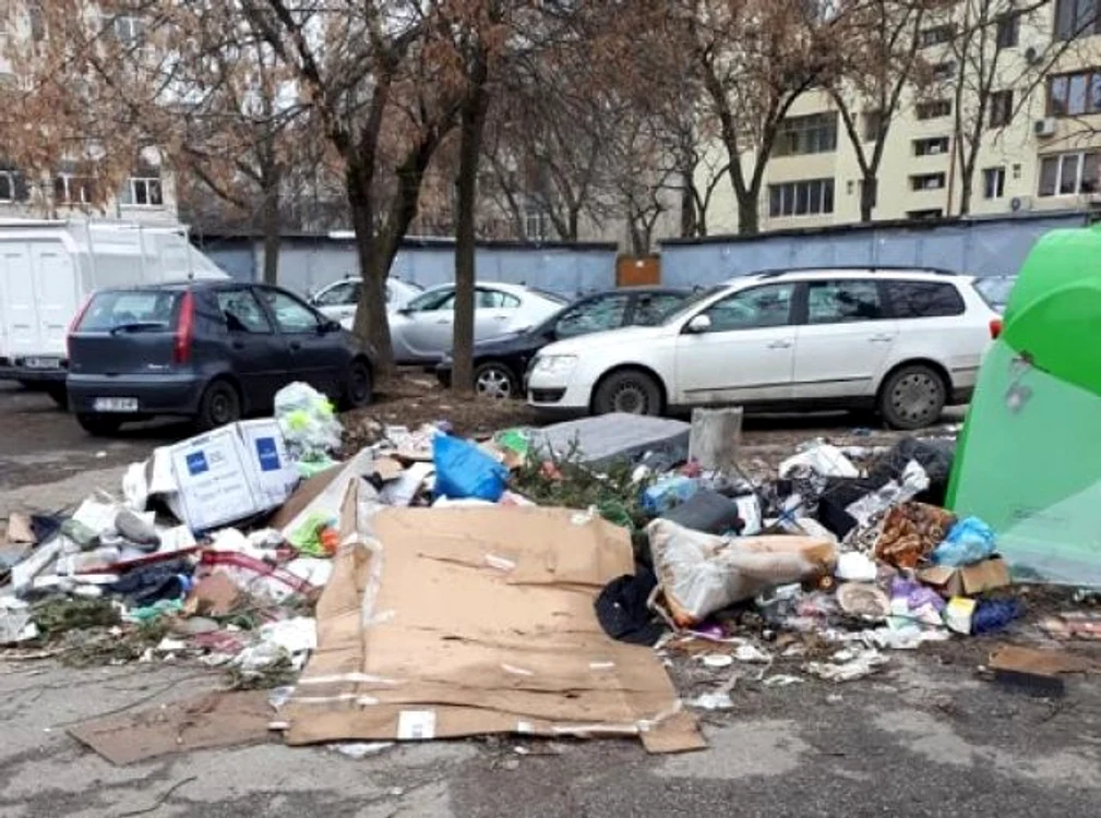Fotografia postată de Mircea Băcală, pe Facebook