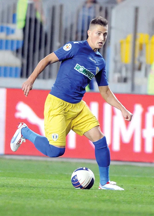 
    Grozav nu a apărut în  faţa presei în tricoul lui  Dinamo, aşa cum au făcut-o  ceilalţi jucători transferaţi  în această iarnă  