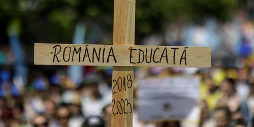  Marșul profesorilor spre Palatul Cotroceni. FOTO Inquam Photos / Octav Ganea
