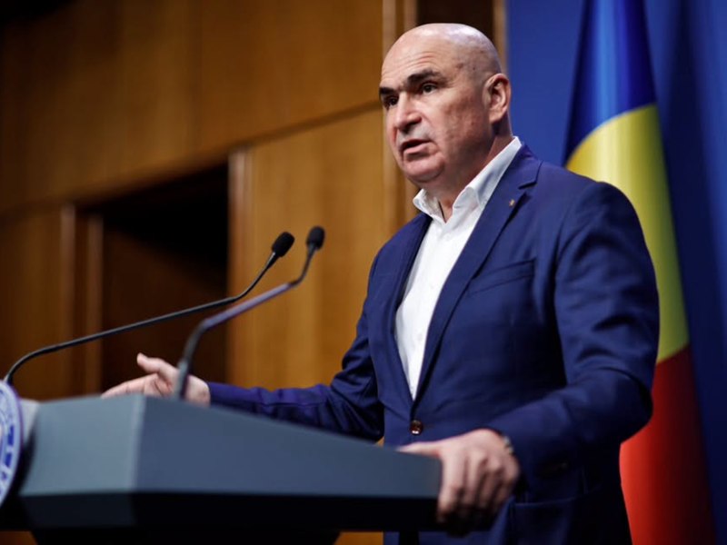 Guvernul pregătește limitarea temporară a consumului de energie pentru marile companii. Bolojan: „Vor fi notificate cu 24 de ore înainte”