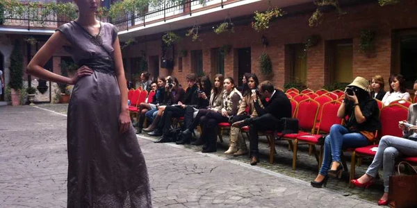 Colecţia Mihaelei Cîrlugea a deschis Cluj Fashion Week