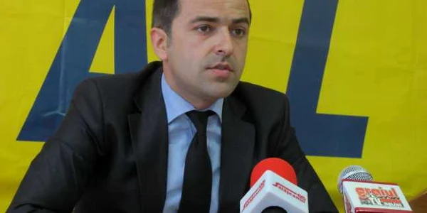 Mirel Talos
