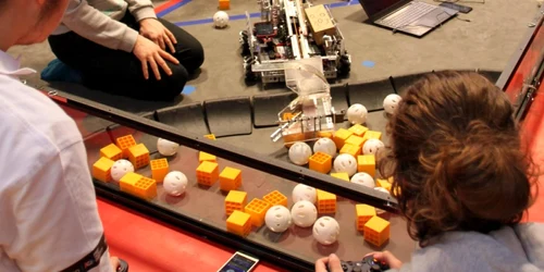 echipa robotica. foto arhiva personala