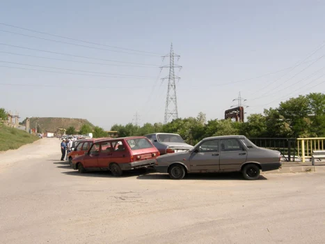 Daciile stau la coadă pentru a fi casate. FOTOSimona Suciu