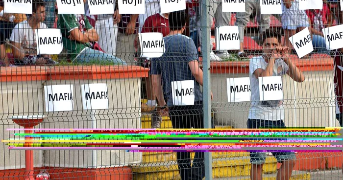 Mesajele fanilor Rapidului către FRF şi LPF