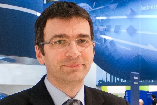 Inteligența artificială românească ajunge la Orange Luxemburg