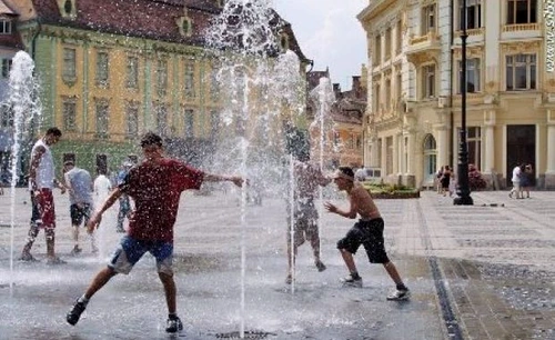 În perioada următoare se anunţă temperaturi foarte ridicate (foto: sibiul.ro)