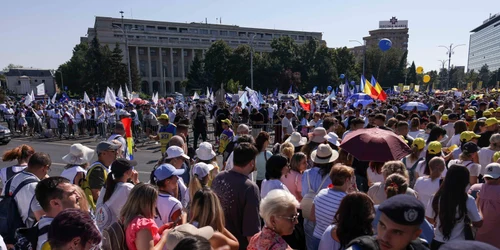 Protest educație - mii de profesori în Piața Victoriei FOTO Inquam / Octav Ganea 