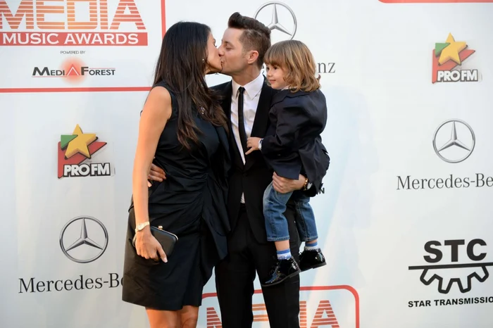 anca serea adrian sina green carpet media music awards 2014 jpeg