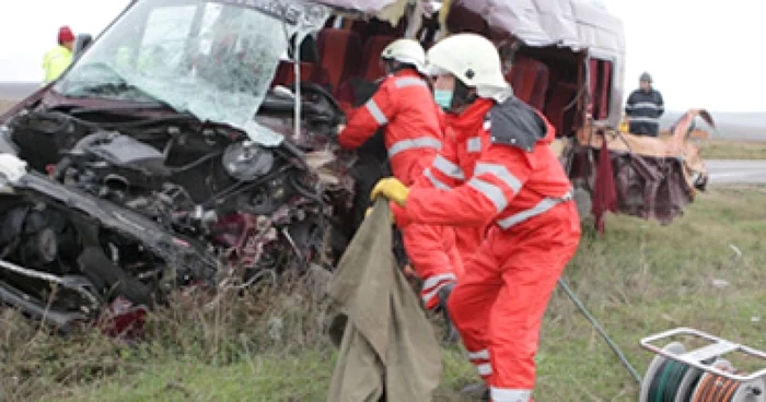 Constanţa: UPDATE / Microbuzul morţii, oprit de Poliţie înainte de tragedie