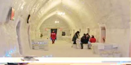  Cazarea şi masa în noaptea de Anul Nou costă 400 de lei de persoană la Hotelul de Gheaţă  