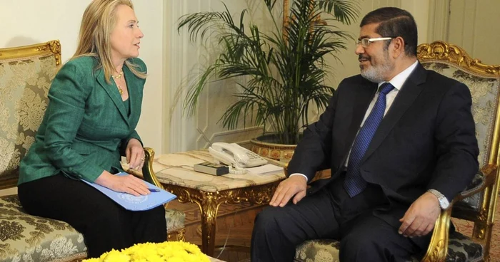 Hillary Clinton şi Mohamed Morsi