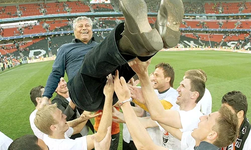 Mircea Lucescu îşi ţine  în locuinţa din Doneţk  casetele cu înregistrările  tuturor meciurilor disputate  de Şahtior sub comanda sa (FOTOGARFII: Alexandra Dragu) jpeg