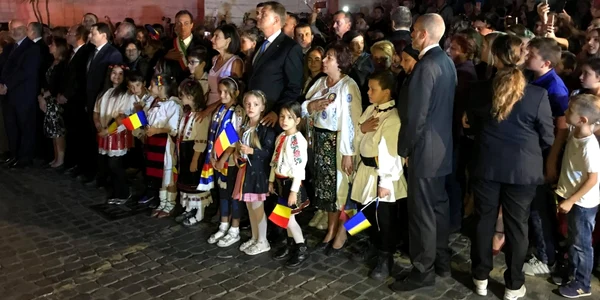 Klaus Iohannis si Carmen FOTO Sebastian Zachmann