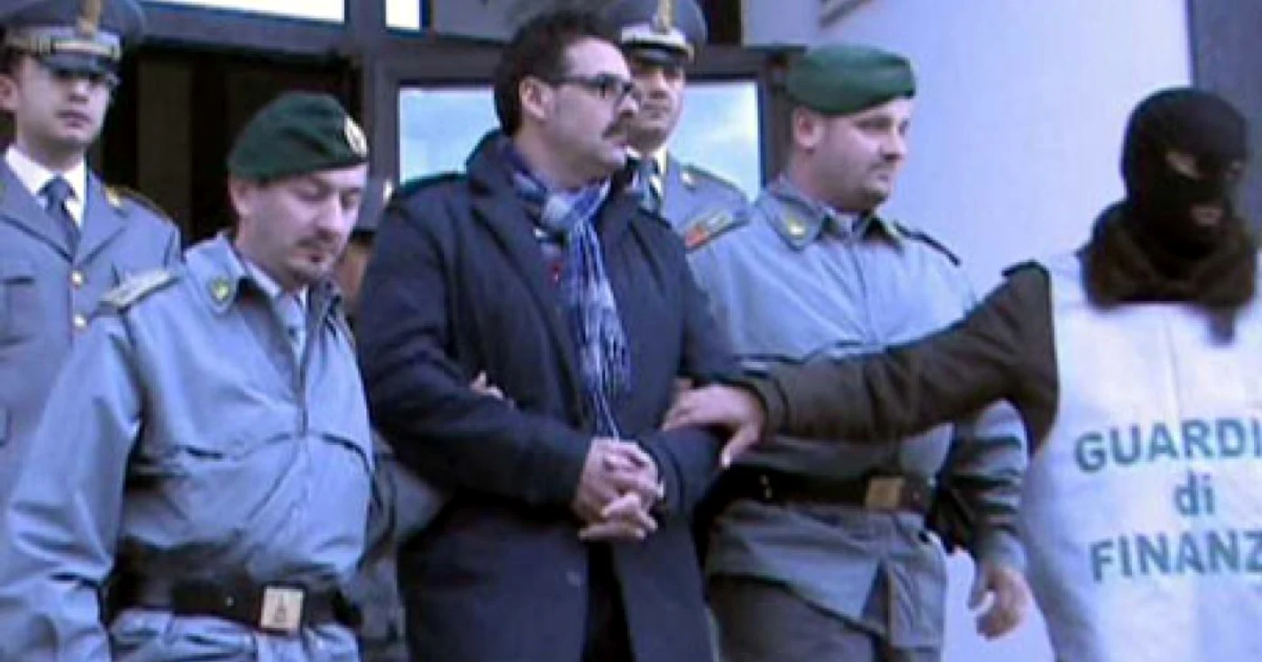 Misha Glenny a urmărit criminalitatea nu numai în Balcani, ci şi în Italia 