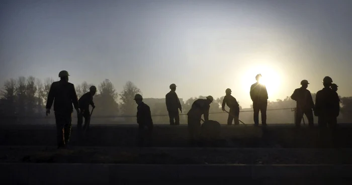 În jur de 50-60.000 de nord-coreeni mucesc în străinătate pentru a aduce bani regimului. FOTO AP