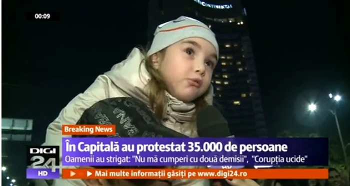 Această fetiță a avut multe de spus la protestul de la Universitate