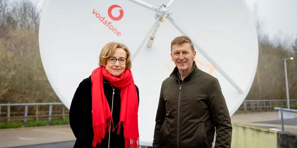 vodafone jpg