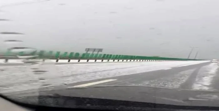 
    Peisaj iernatic pe Autostrada Soarelui Foto: Digi 24  