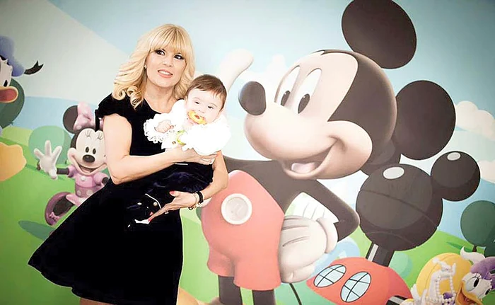 Elena Udrea a fost nașa copilului, botezat Tudor AdrianFotografii: 1‘Studio