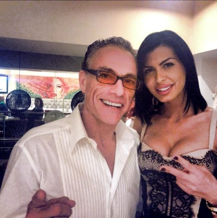 
    Mădălina Pamfile şi Jean Claude Van Damme  