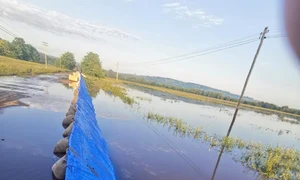 Baricadă, în calea Prutului jpeg