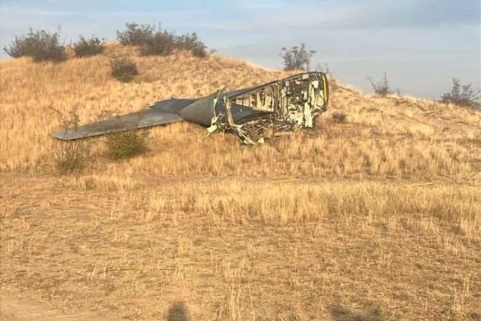 Rest al avionului prabușit/FOTO:X