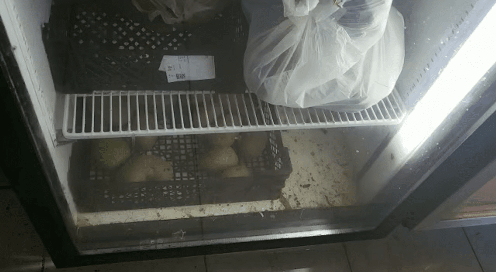 Restaurant chinezesc închis de Protecția Consumatorului Galați: mizerie și produse stricate VIDEO