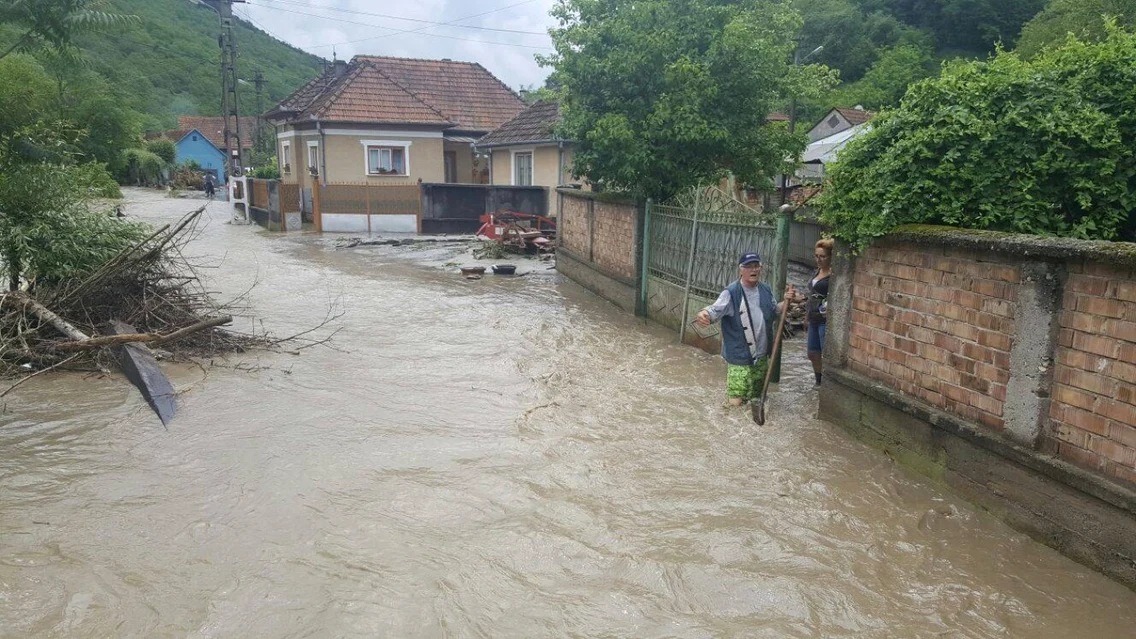 inundatii hunedoara