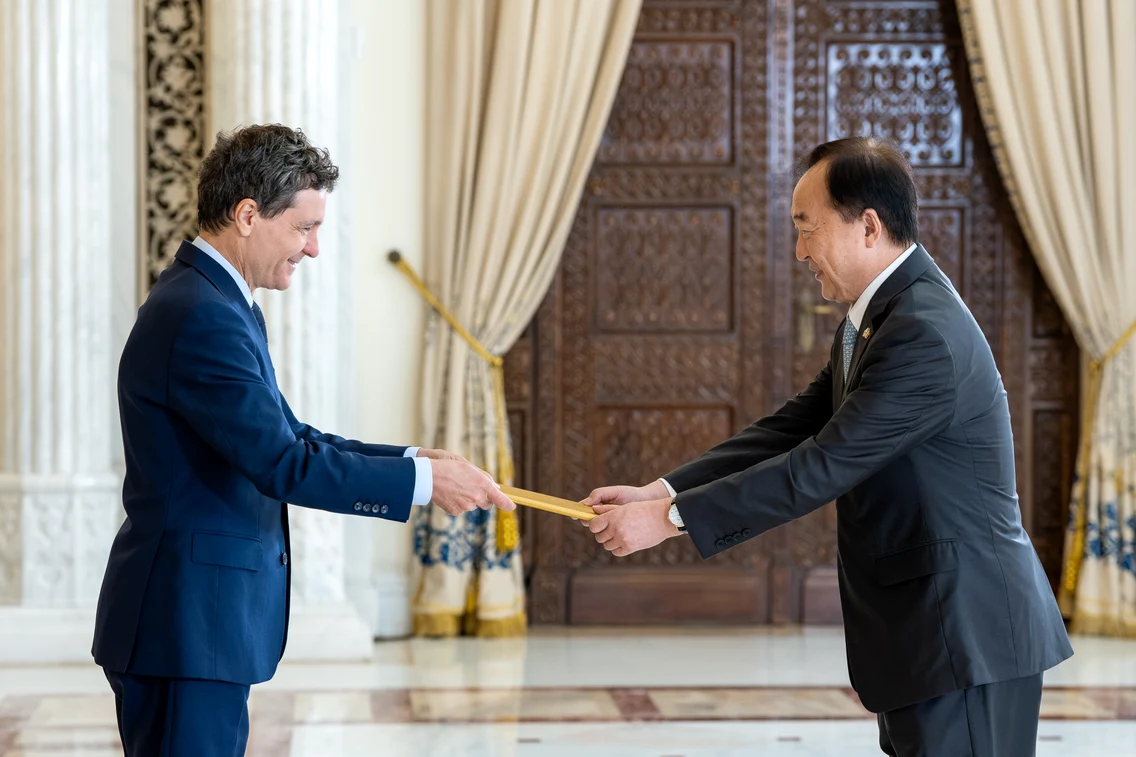 Primirea unor ambasadori străini cu ocazia prezentării scrisorilor de acreditare