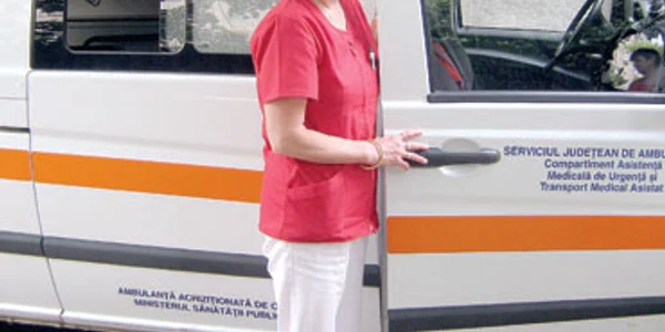 Lipsă de ambulanţe şi medici la Satu Mare
