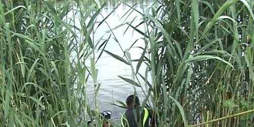 Salvatorii l-au găsit mort