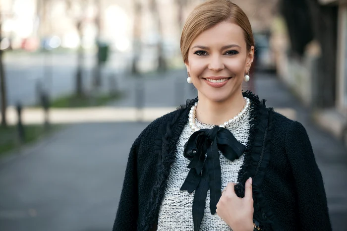 
    Ioana Bivolaru este ambasadorul României în Portugalia  