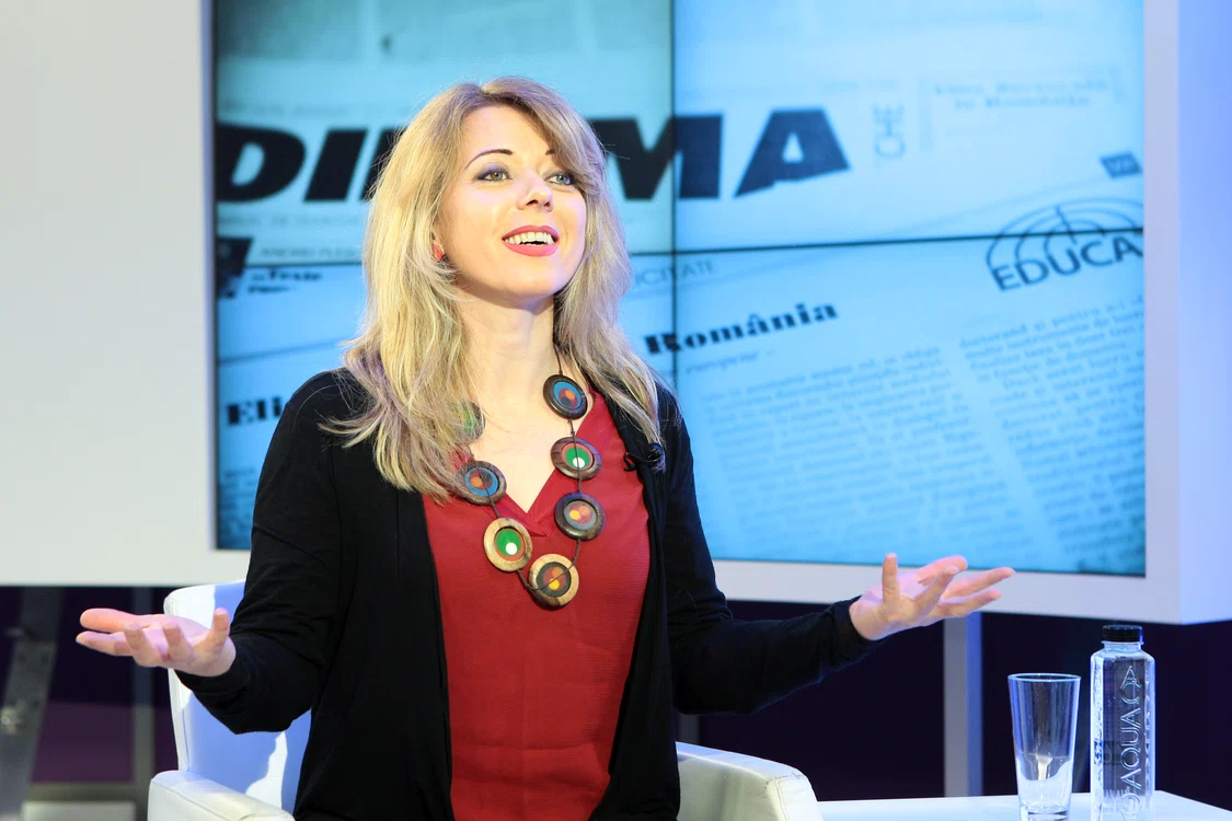 „Dacă nu ne creştem cititorii, n o să i avem“ dialog cu Ioana NICOLAIE jpeg