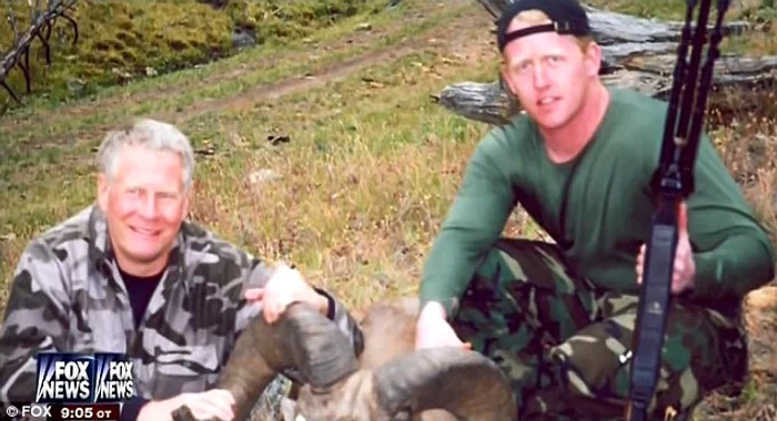 O'Neill a fost antrenat ca lunetist, datorită experienţei pe care o avea: vânase des alături de tatăl lui