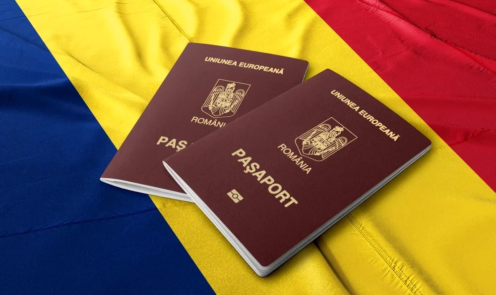 Pașapoartele simple, pe cale de dispariție
