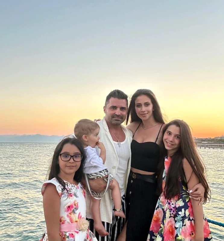 Pepe are o familie frumoasă sursa Instagram 