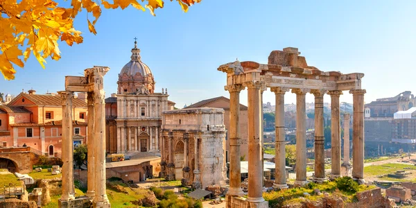 Ruine romane Roma Italia FOTO Shutterstock 
