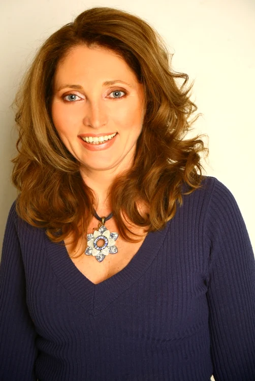 make-up artist, Florina Marcuta