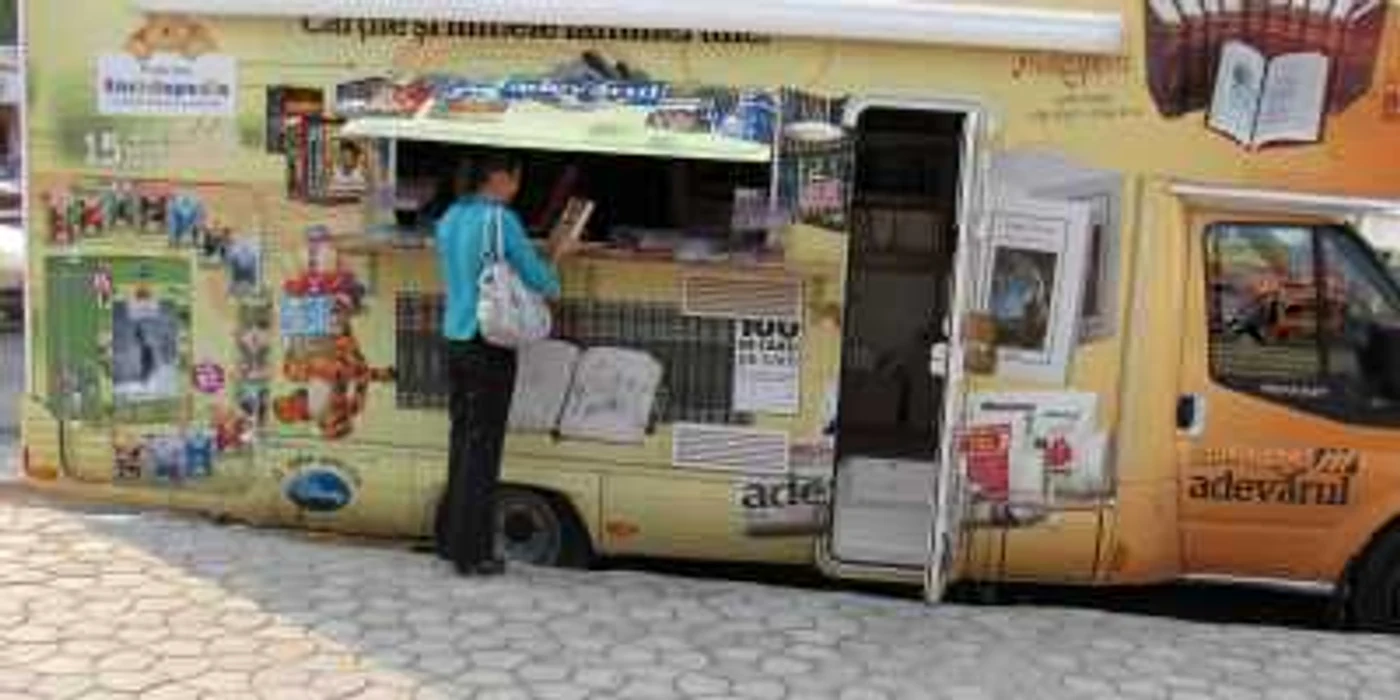 Cititorii cer noile apariţii din colecţia „Adevărul“